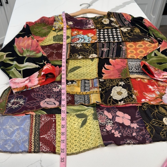 Nothing matches Tops for Women Orange and Green Graphic Blouse L - Picture 5 of 7